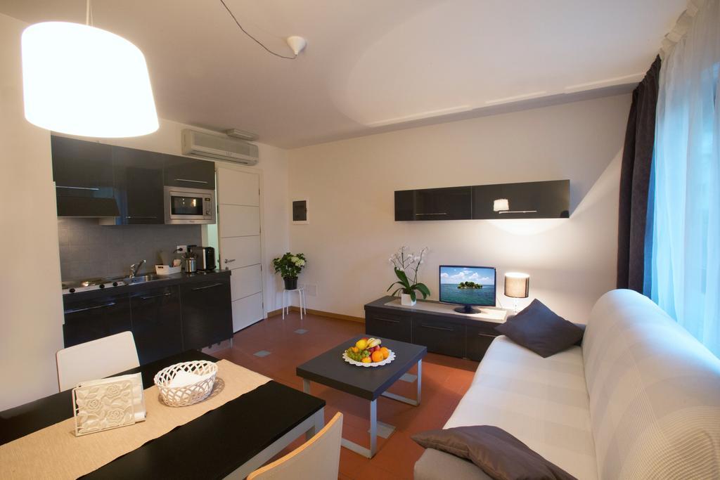 Lacroma Aparthotel Grado Chambre photo