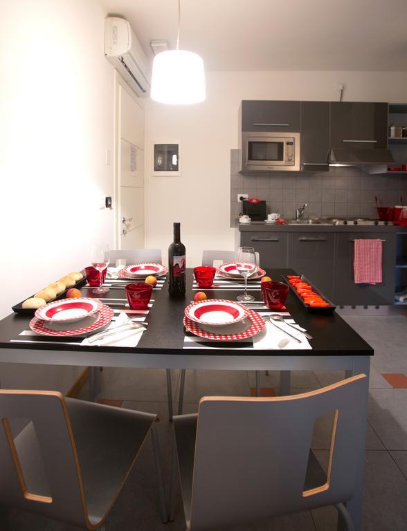 Lacroma Aparthotel Grado Chambre photo
